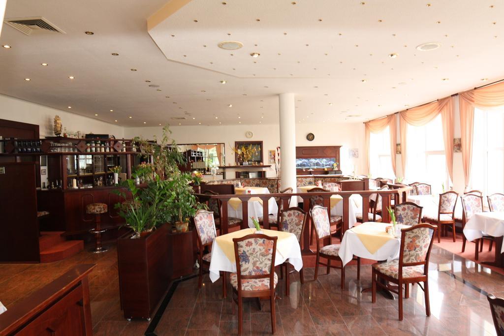 Hotel Poseidon Кюлунгсборн Экстерьер фото